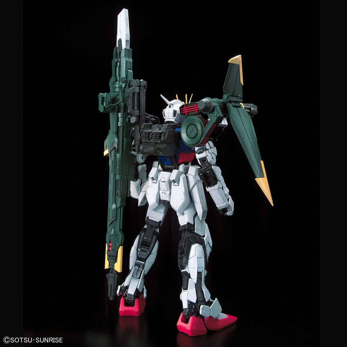 Bandai: Mobile Suit Gundam Seed - Perfect Strike Gundam Perfect Grade 1:60 Scale [Model Kit]