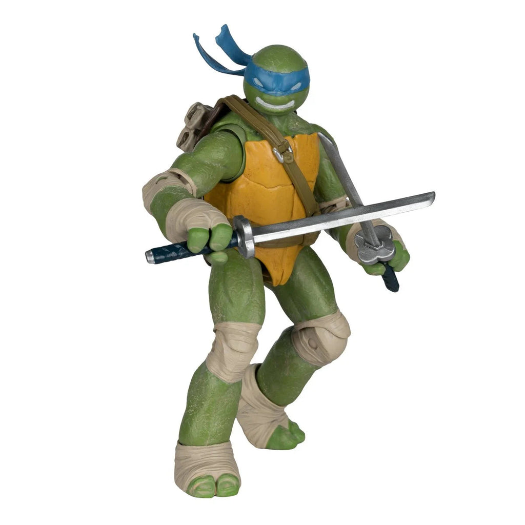 McFarlane Toys: Teenage Mutant Ninja Turtles - Page Punchers - Leonardo with Comic [Figure] McFarlane Toys